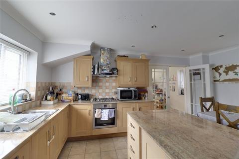 4 bedroom detached house for sale, Quilters Drive, Billericay, CM12