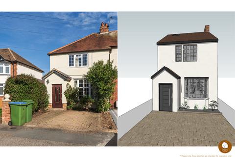 3 bedroom end of terrace house for sale, Garden Road, Walton-On-Thames, Surrey