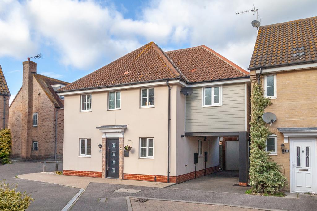 Roberts Close, Kesgrave, IP5 2HP 4 bed detached house for sale £450,000