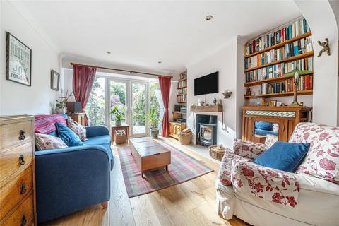 6 Lion Lane, Haslemere, GU27 1JD