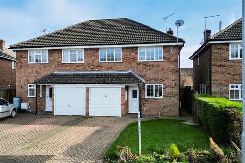 58 Ridgeway, Hurst Green, Etchingham, TN19 7PJ