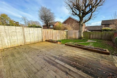 58 Ridgeway, Hurst Green, Etchingham, TN19 7PJ