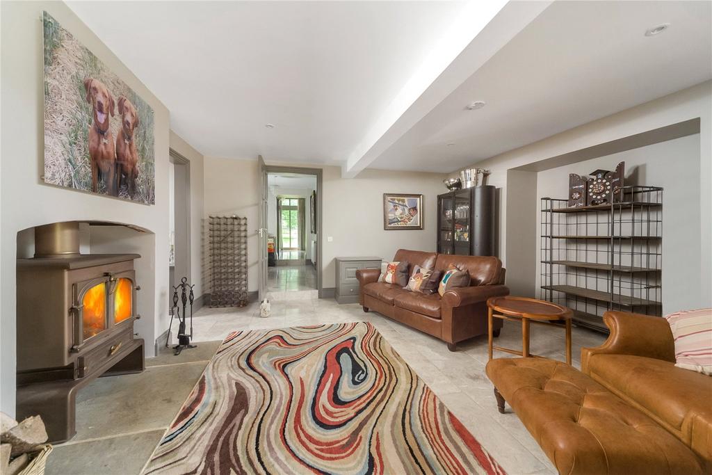 Oxfordshire, Oxfordshire OX7 4 bed equestrian property for sale £