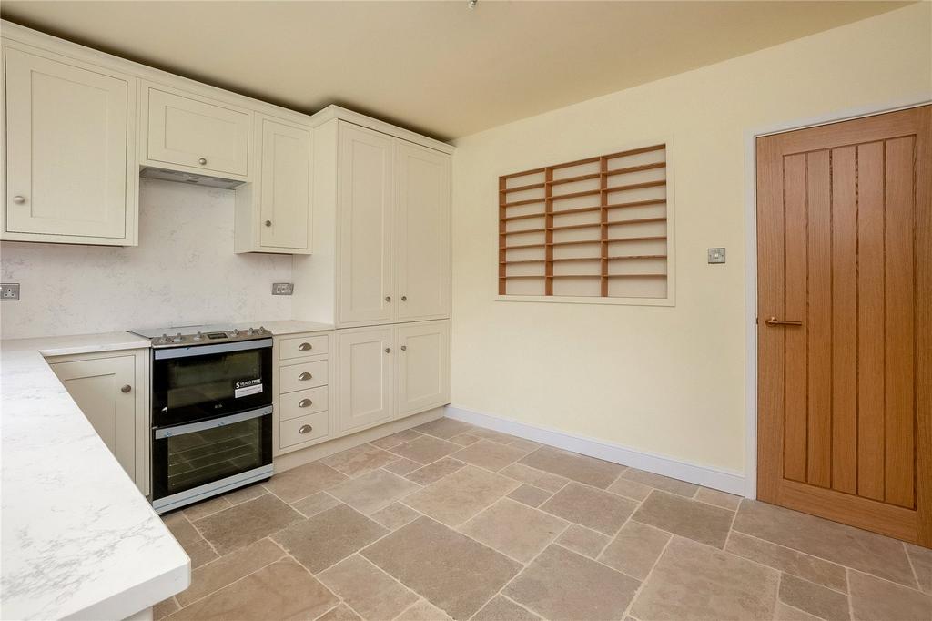 Hook Norton, Banbury OX15 2 bed bungalow for sale £350,000