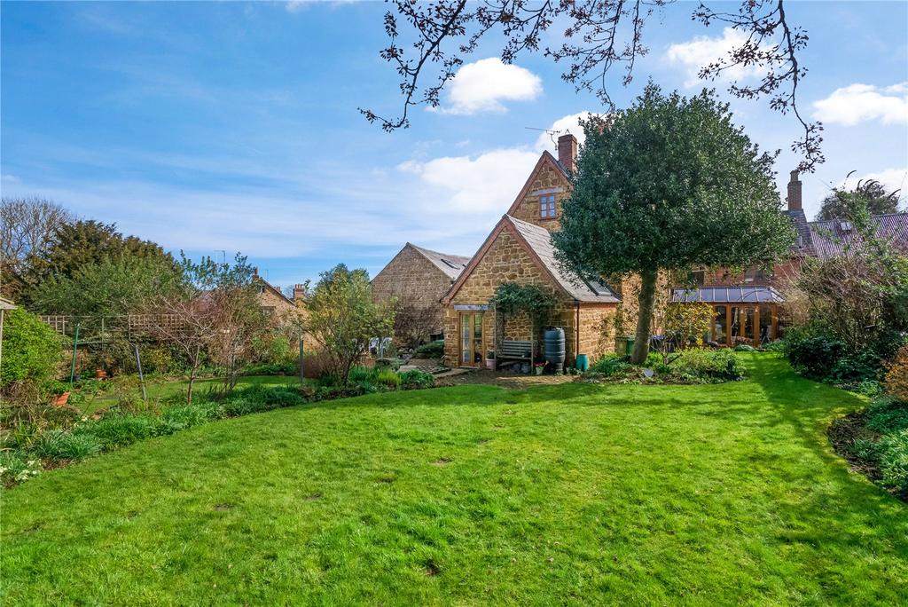 The Green, Warmington OX17 4 bed house for sale £550,000
