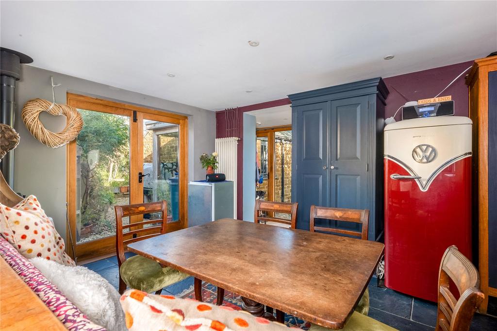 Marston St Lawrence, Banbury OX17 3 bed semidetached house for sale