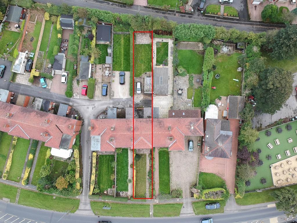 Hardwick Road, Pontefract, West Yorkshire, WF8 3 bed terraced house for