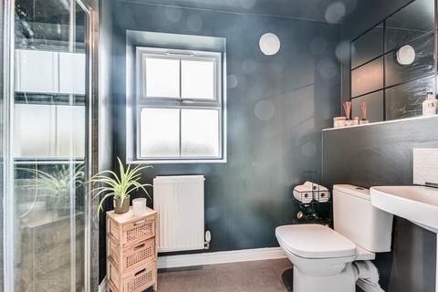 4 bedroom detached house for sale - Sandy Crescent, Southend-on-sea, SS3