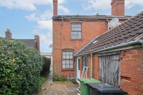 39 Foregate Street, Astwood Bank, Redditch, B96 6BW