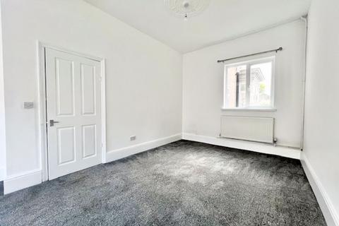 3 bedroom terraced house for sale, WELHOLME ROAD, GRIMSBY
