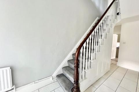 91 Welholme Road, Grimsby, DN32 0NL