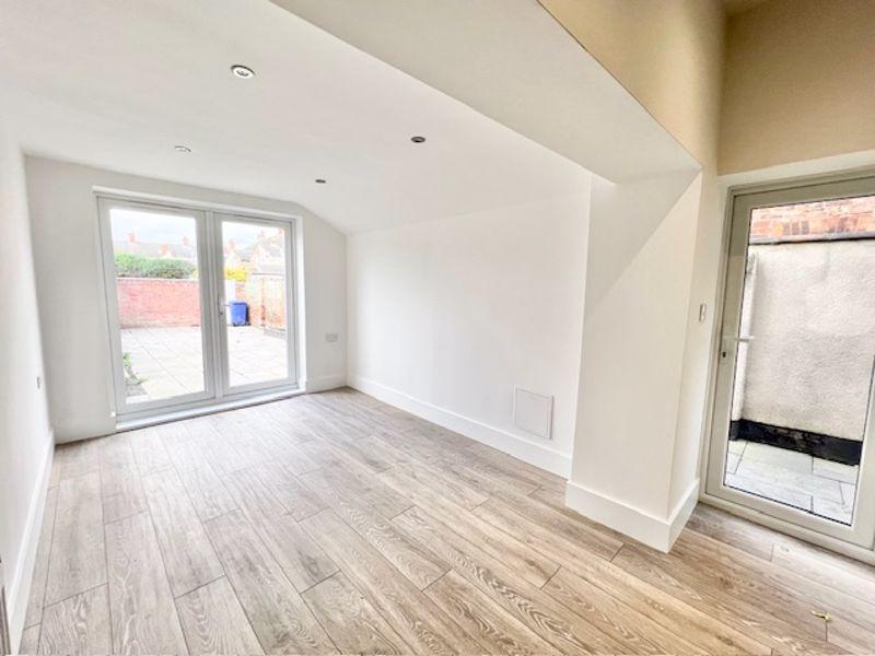 Living dining area