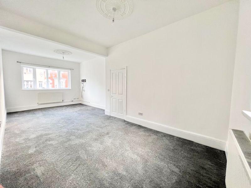 Dining room to...