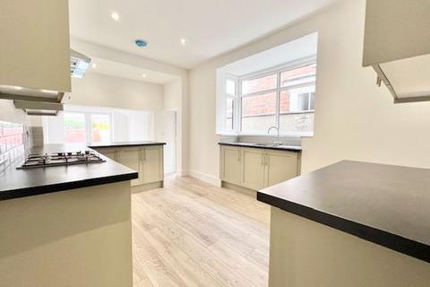 91 Welholme Road, Grimsby, DN32 0NL