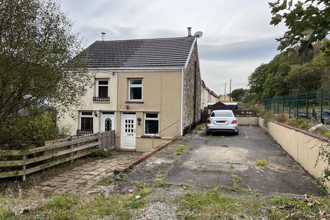 4 Heol Twrch, Lower Cwmtwrch, Swansea, SA9 2TD