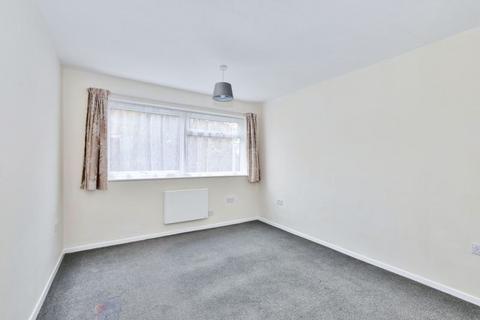 2 bedroom apartment to rent, Uplands, Broad Street, Chesham