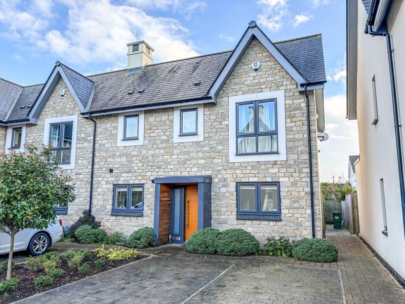 Salisbury Grove, Clevedon 2 bed end of terrace house for sale £475,000