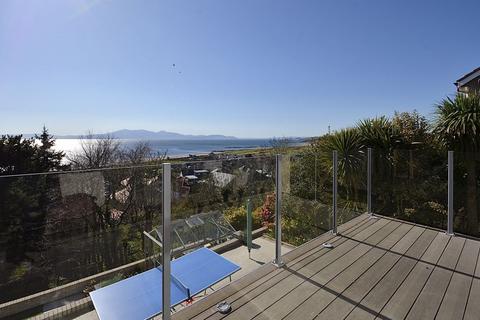 31 Caldwell Road, West Kilbride, KA23 9LF