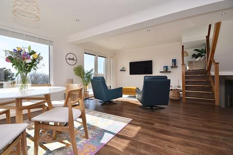 31 Caldwell Road, West Kilbride, KA23 9LF