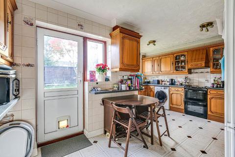 34 Dulverton Road, South Croydon, CR2 8PG