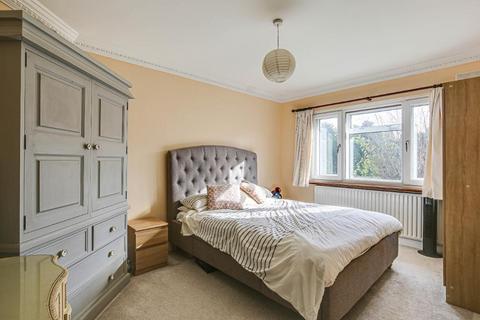 34 Dulverton Road, South Croydon, CR2 8PG