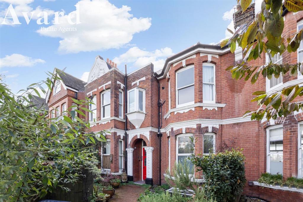 Beaconsfield Villas, Brighton BN1 1 bed penthouse for sale £229,950