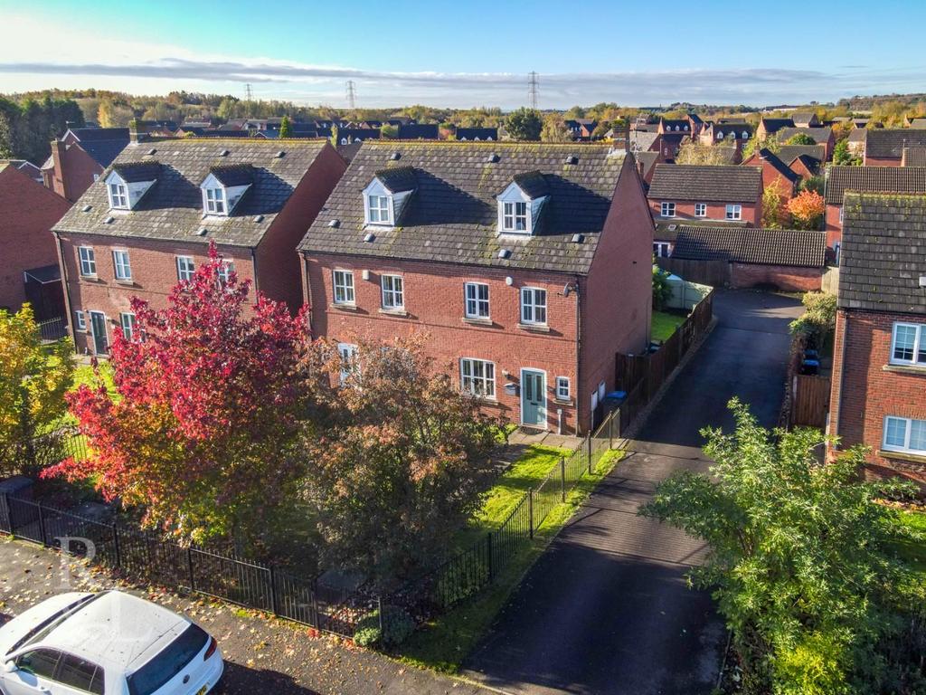 Station Road, Bagworth, Coalville 4 bed semidetached house for sale £240,000