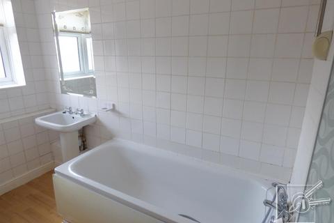 16 Cerne Road, Gravesend, DA12 4BW