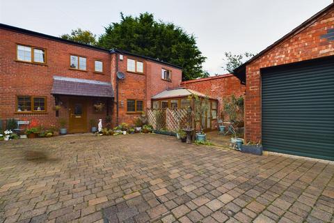 2 bedroom semi-detached house for sale - Chester Road, Rossett, Wrexham