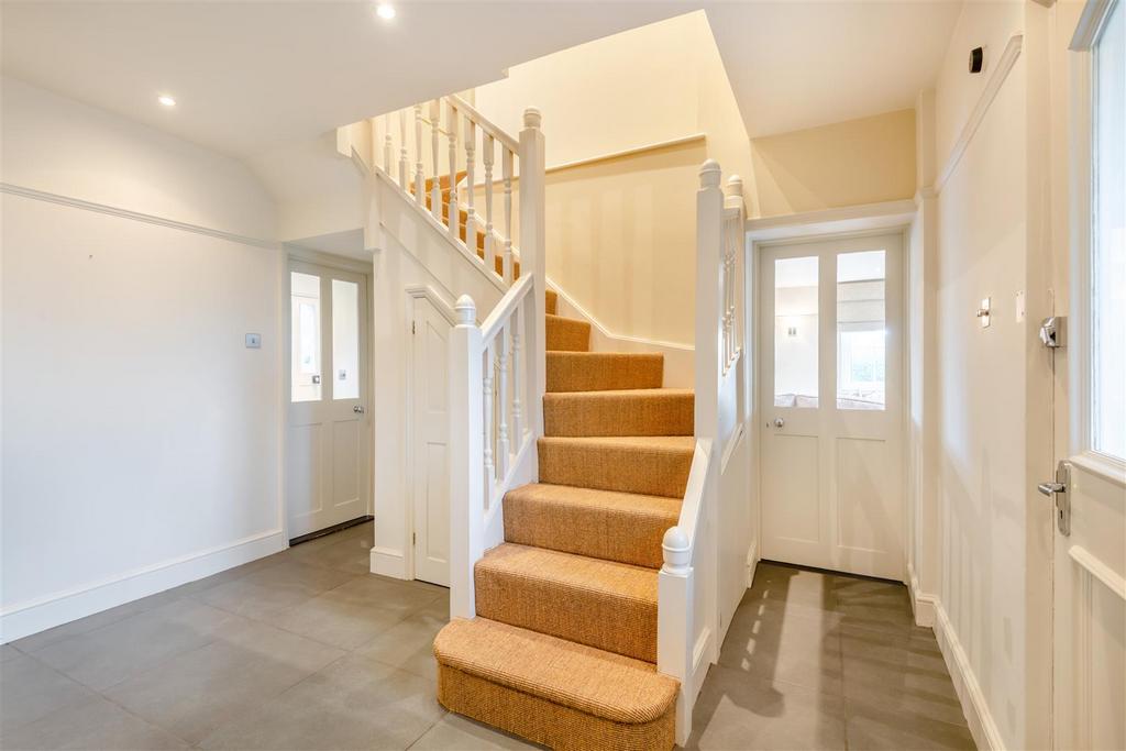 8572862-interior12.jpg