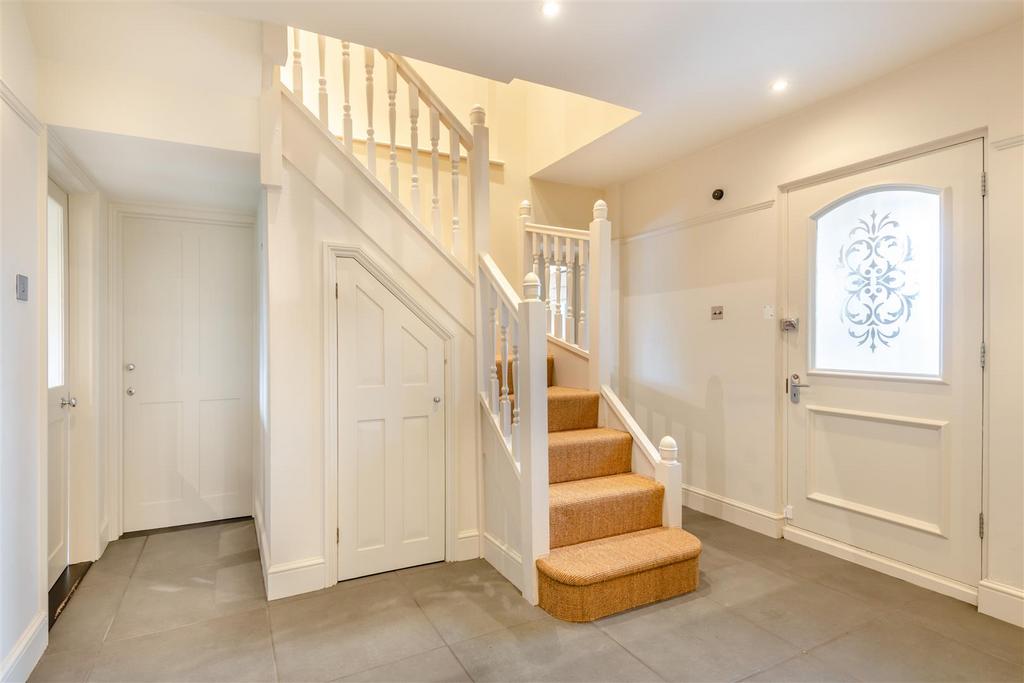 8572862-interior13.jpg