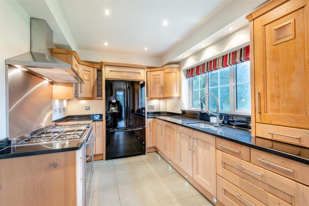 8572862-interior33.jpg