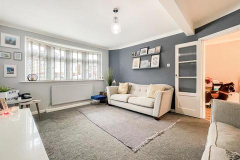 8 Marks Close, Ingatestone, CM4 9AR