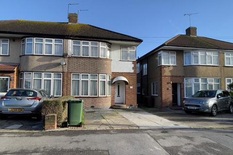 134 Elgin Avenue, Harrow, HA3 8QJ