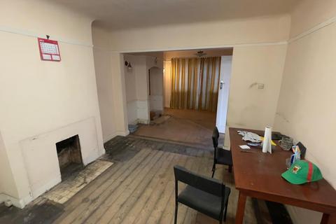 134 Elgin Avenue, Harrow, HA3 8QJ