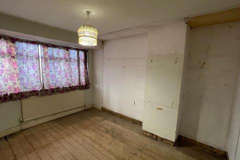 134 Elgin Avenue, Harrow, HA3 8QJ