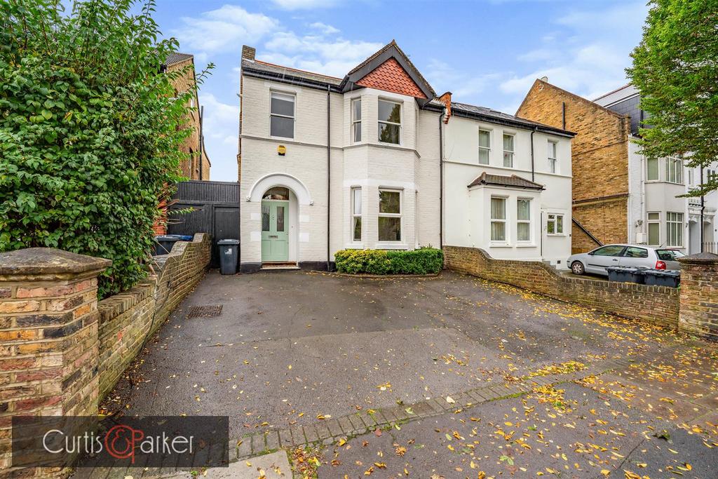 Argyle Road, Ealing, W13. 6 bed house for sale £1,395,000