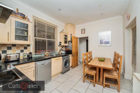 6 bedroom house for sale, Argyle Road, Ealing, W13.