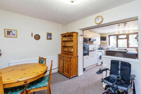 68 Brooklands Drive, Leighton Buzzard, LU7 3PE