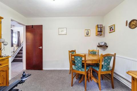 68 Brooklands Drive, Leighton Buzzard, LU7 3PE