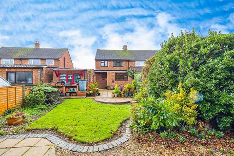 68 Brooklands Drive, Leighton Buzzard, LU7 3PE