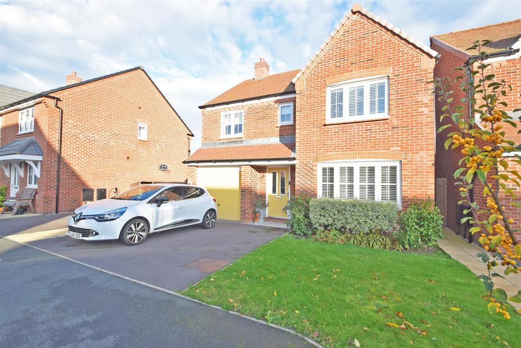 Whinberry Drive, Bowbrook, Shrewsbury 4 bed house £450,000