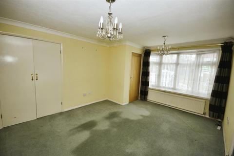 2 bedroom semi-detached house for sale, Truro Close, Sutton-On-Hull, Hull