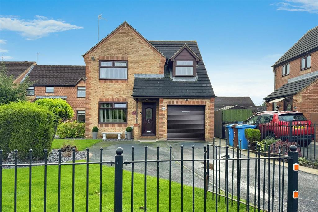 West Grove, Hull 3 bed detached house for sale £235,000