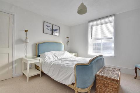 2 bedroom house for sale, South Undercliff, Rye
