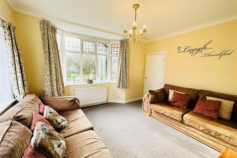 6 bedroom detached house for sale - Ryndle Walk, Scarborough