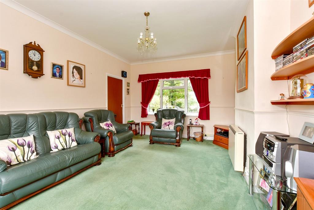 Headcorn Road, Maidstone, Kent 3 bed terraced house for sale