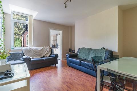 6 bedroom maisonette to rent, Greystoke Avenue, Newcastle Upon Tyne NE2