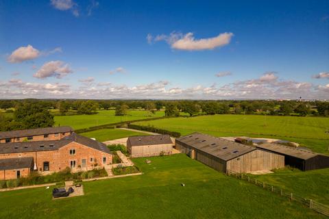 Blakeley Stables Blakeley Lane, Mobberley, Knutsford, WA16 7LT