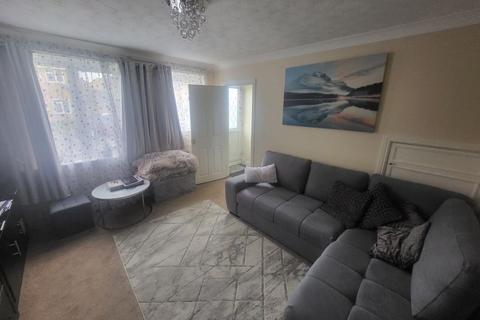 61 Broadmayne Road, Poole, BH12 4EH